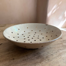 Laden Sie das Bild in den Galerie-Viewer, French antique ironstone berry strainer