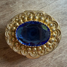 Laden Sie das Bild in den Galerie-Viewer, Vintage Italian Jewelled Trinket Box