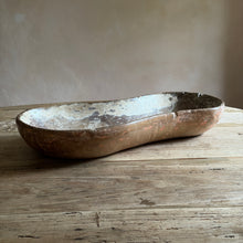 Carica l'immagine nel visualizzatore di Gallery, Extra Large Antique Swedish Root Bowl