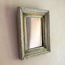 Laden Sie das Bild in den Galerie-Viewer, Antique French Mirror
