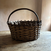 Carica l'immagine nel visualizzatore di Gallery, French 20th Century basket | Natasha Baker Antiques &amp; Interiors 
