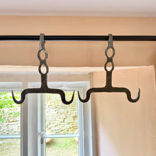 Carica l'immagine nel visualizzatore di Gallery, French Forged Butchers Hooks
