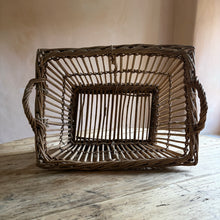 Load image into Gallery viewer, French Stick Basket
