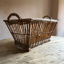 Load image into Gallery viewer, French Stick Basket
