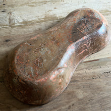 Carica l'immagine nel visualizzatore di Gallery, Extra Large Antique Swedish Root Bowl
