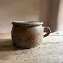 Carica l'immagine nel visualizzatore di Gallery, Antique French Confiture Pot

